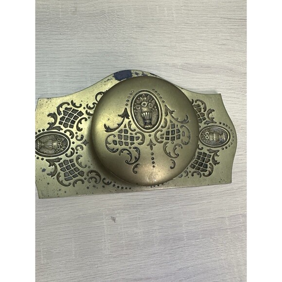 Art Nouveau Bradley & Hubbard Bronze Inkwell and Ink Blotter - Picture 8 of 14